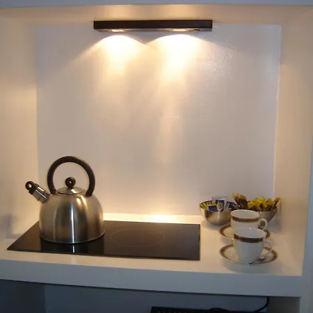 Domus Borgognona Frühstückspension 2*